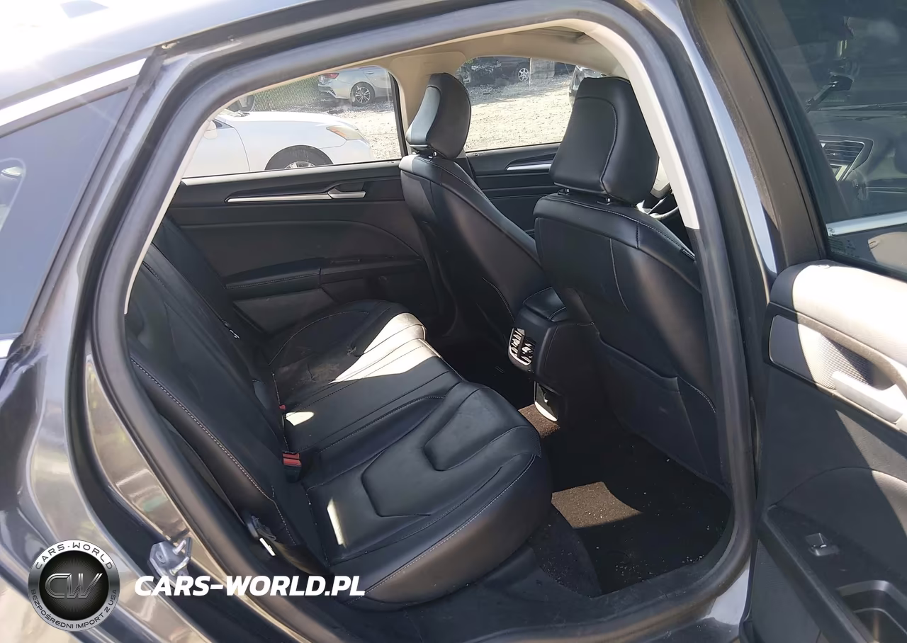 2020 Ford Fusion Titanium VIN:3FA6P0D94LR115595 - 8