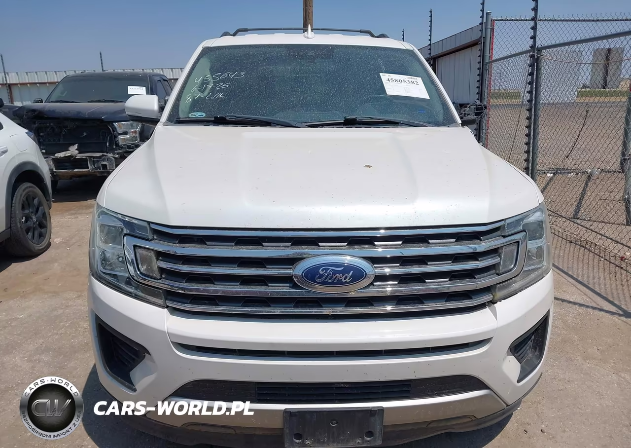 2018 Ford Expedition Xlt VIN:1FMJU1HT8JEA17660 - 12