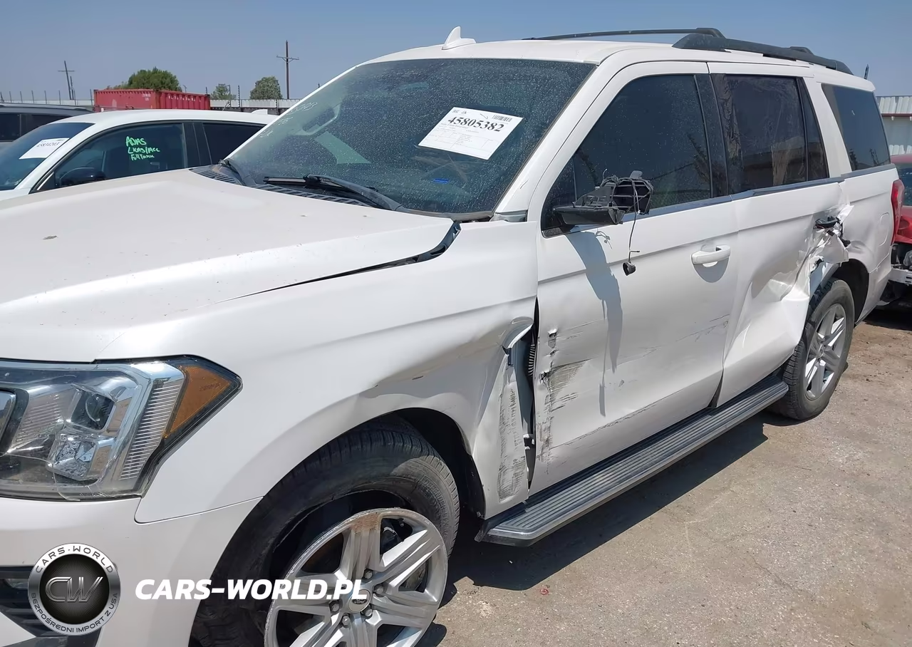 2018 Ford Expedition Xlt VIN:1FMJU1HT8JEA17660 - 6
