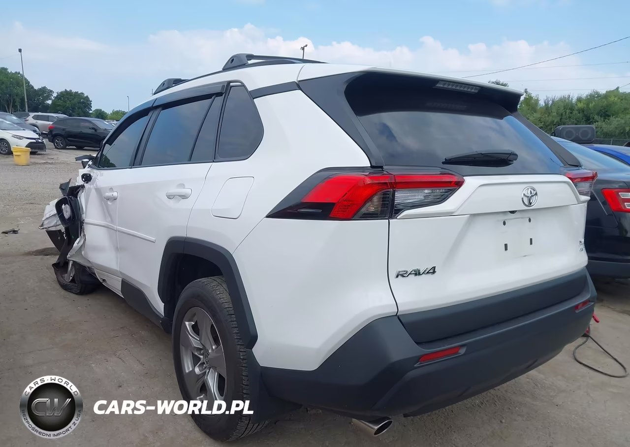 2024 Toyota Rav4 Xle VIN:2T3P1RFV8RC435121 - 3