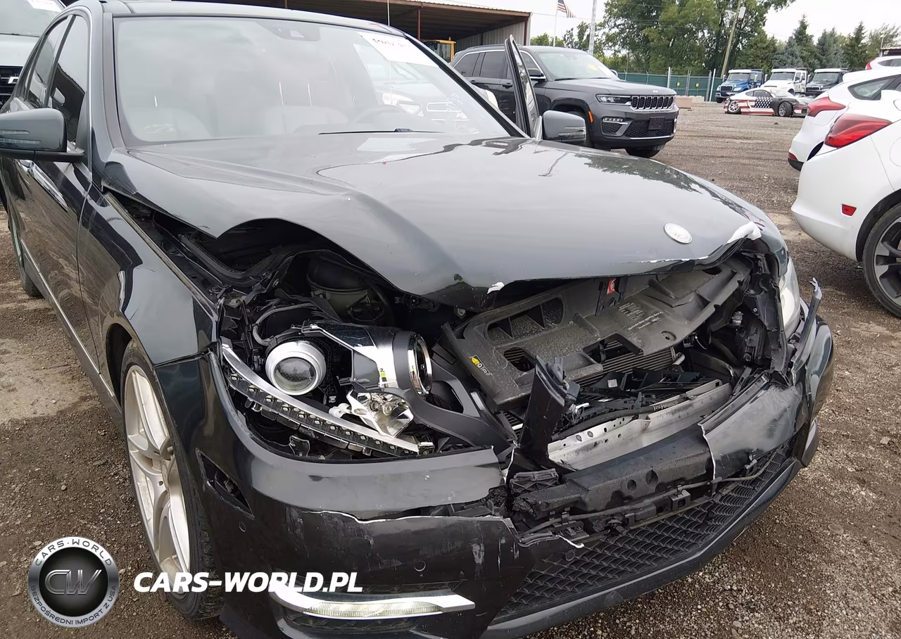 2014 Mercedes-Benz C 300 Sport 4Matic VIN:WDDGF8AB6ER317169 - 6