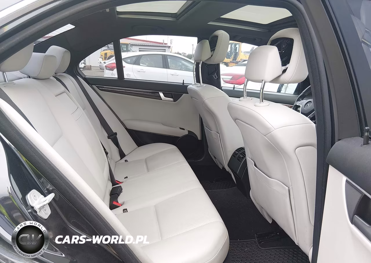 2014 Mercedes-Benz C 300 Sport 4Matic VIN:WDDGF8AB6ER317169 - 8