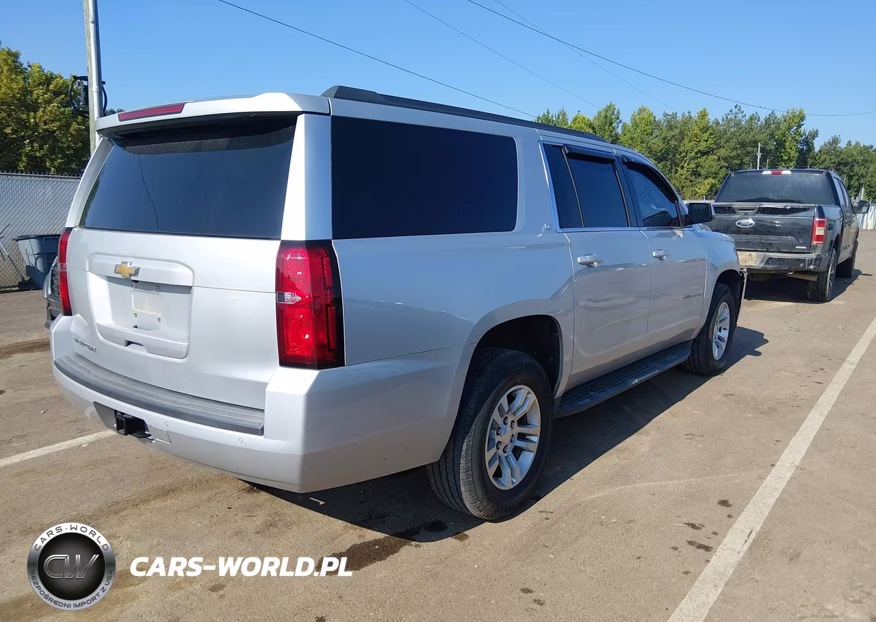 2016 Chevrolet Suburban Lt VIN:1GNSKHKCXGR371303 - 4