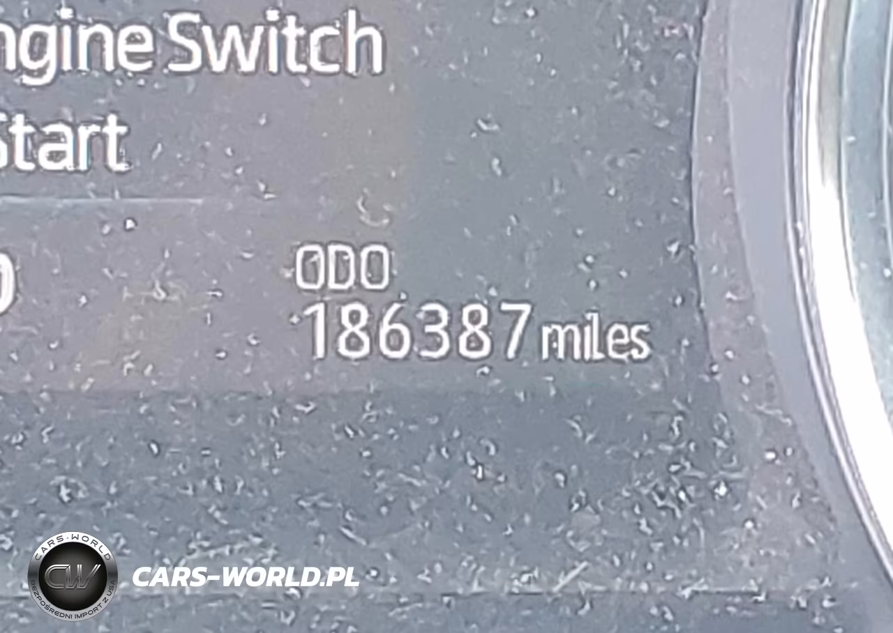 2018 Toyota Camry Xse VIN:4T1B61HK6JU650203 - 16