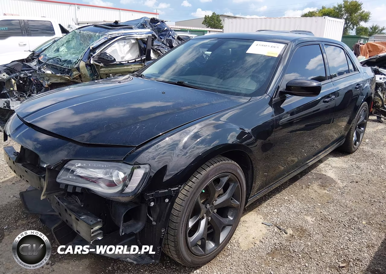 2022 Chrysler 300 Touring VIN:2C3CCAAG5NH268409 - 2