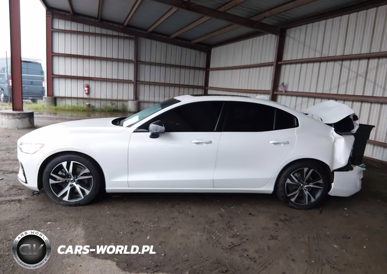 2024 Volvo S60 B5 Plus Dark Theme VIN:7JRL12TL8RG317560 - 15