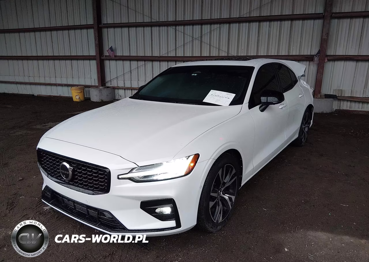 2024 Volvo S60 B5 Plus Dark Theme VIN:7JRL12TL8RG317560 - 2