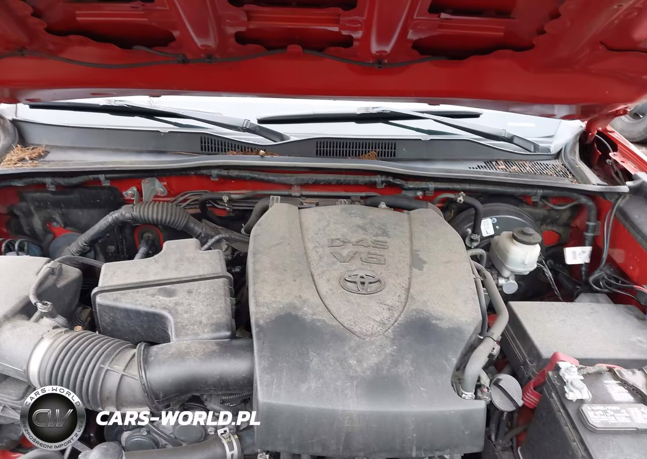 2018 Toyota Tacoma Trd Sport VIN:3TMCZ5AN2JM147168 - 10