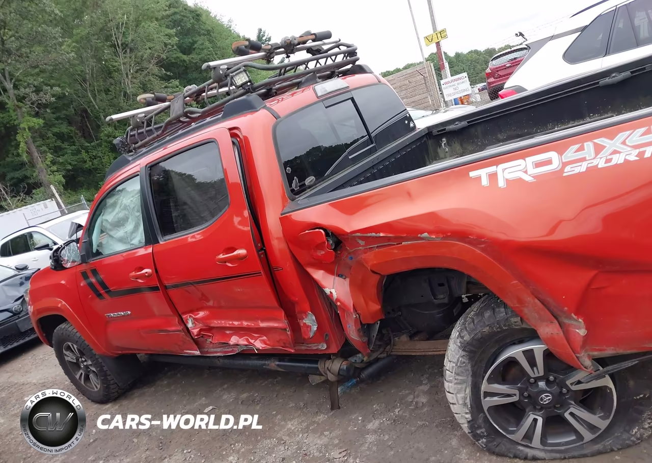 2018 Toyota Tacoma Trd Sport VIN:3TMCZ5AN2JM147168 - 14