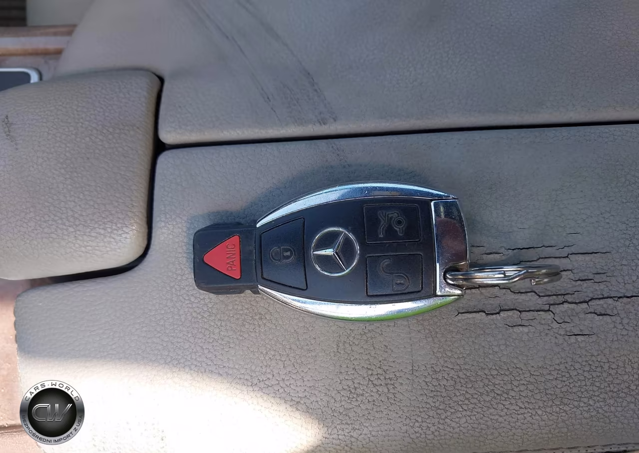 2012 Mercedes-Benz E 350 Bluetec VIN:WDDHF2EB1CA607049 - 11