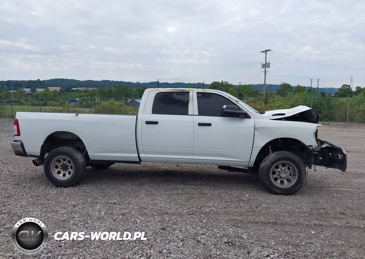 2020 Ram 2500 Tradesman 4X4 8' Box VIN:3C6UR5HLXLG200300 - 14
