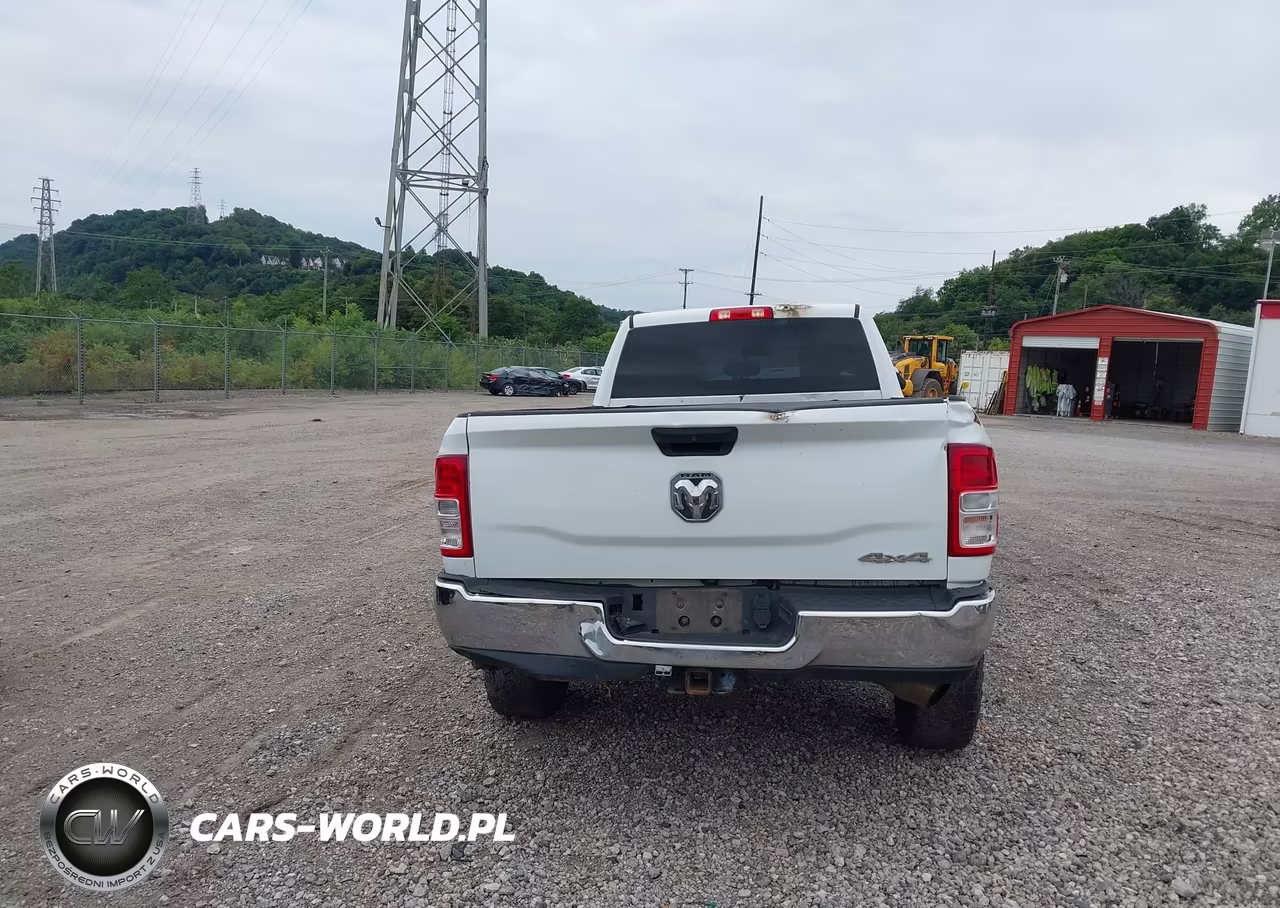 2020 Ram 2500 Tradesman 4X4 8' Box VIN:3C6UR5HLXLG200300 - 17