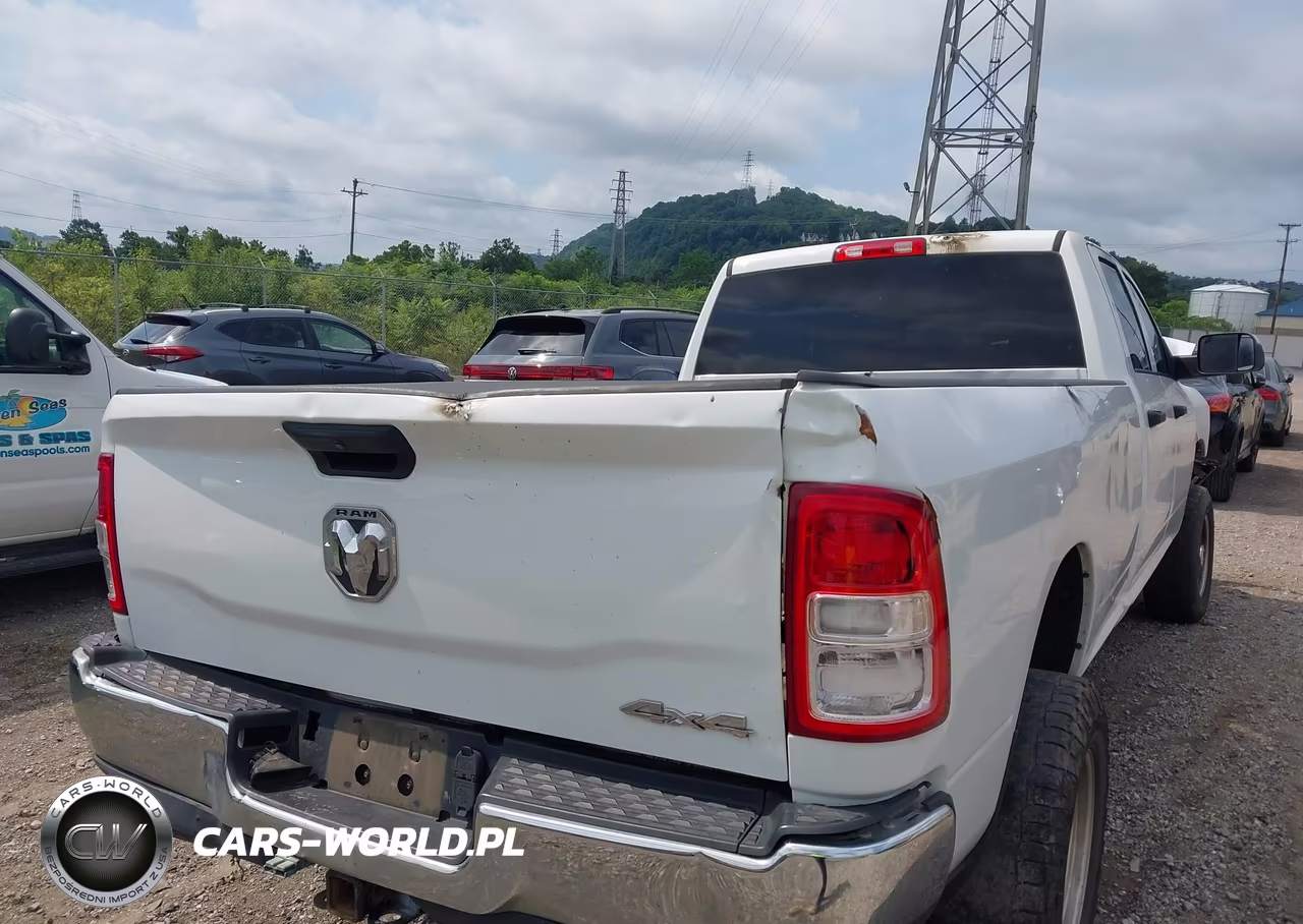 2020 Ram 2500 Tradesman 4X4 8' Box VIN:3C6UR5HLXLG200300 - 21