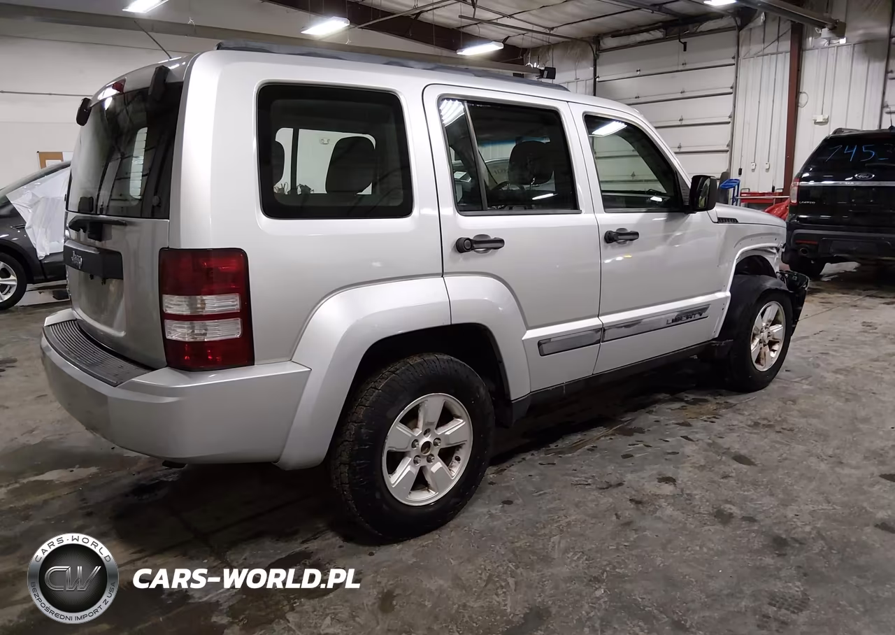 2010 Jeep Liberty Sport VIN:1J4PN2GK7AW143863 - 4