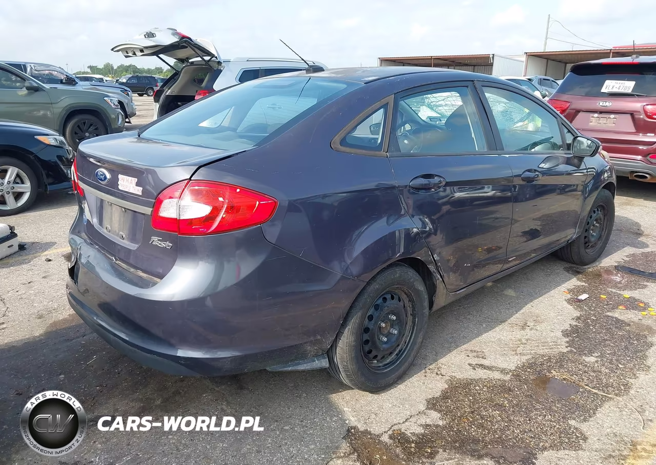 2013 Ford Fiesta Se VIN:3FADP4BJ3DM219876 - 4