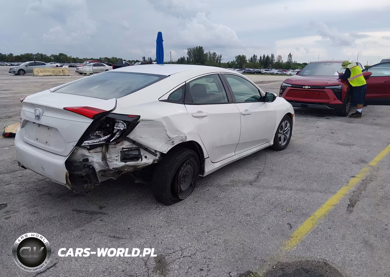 2019 Honda Civic Lx VIN:2HGFC2F67KH514369 - 4
