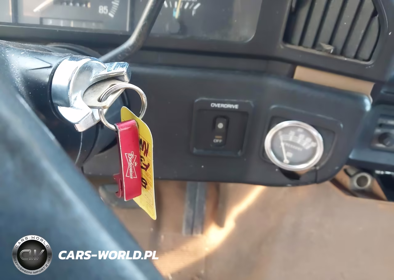 1989 Ford F350 VIN:1FDKF37H3KNB82704 - 11