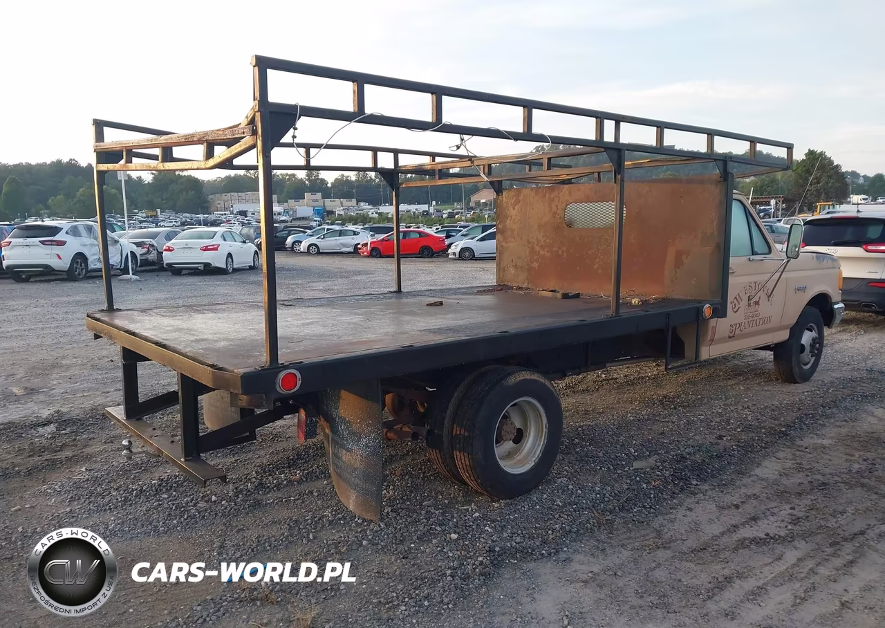 1989 Ford F350 VIN:1FDKF37H3KNB82704 - 4