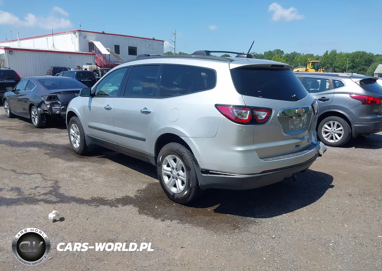 2017 Chevrolet Traverse Ls VIN:1GNKVFKD3HJ327860 - 3