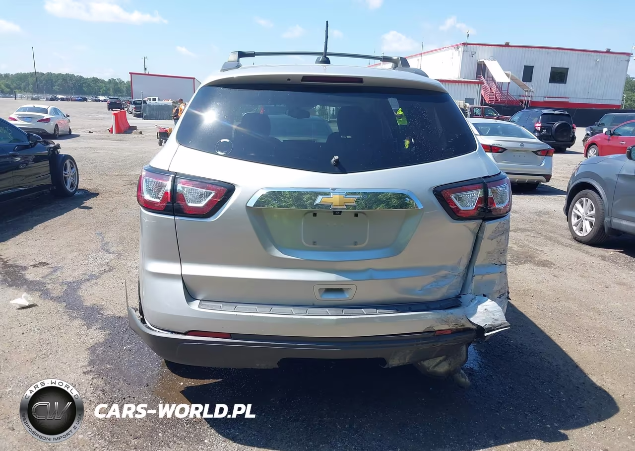 2017 Chevrolet Traverse Ls VIN:1GNKVFKD3HJ327860 - 6