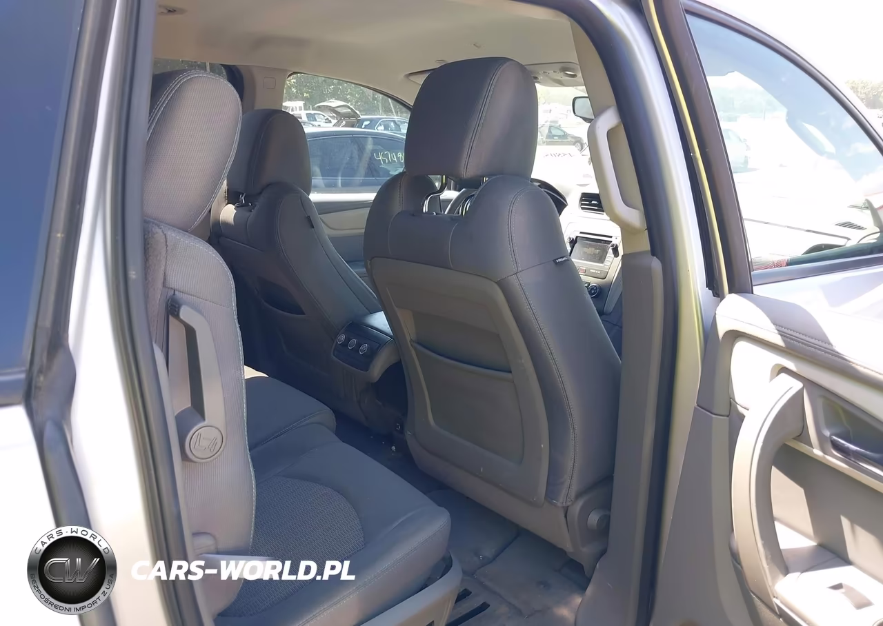 2017 Chevrolet Traverse Ls VIN:1GNKVFKD3HJ327860 - 8