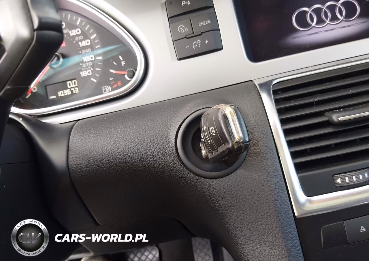 2013 Audi Q7 3.0T S Line Prestige VIN:WA1DGAFE1DD000166 - 11