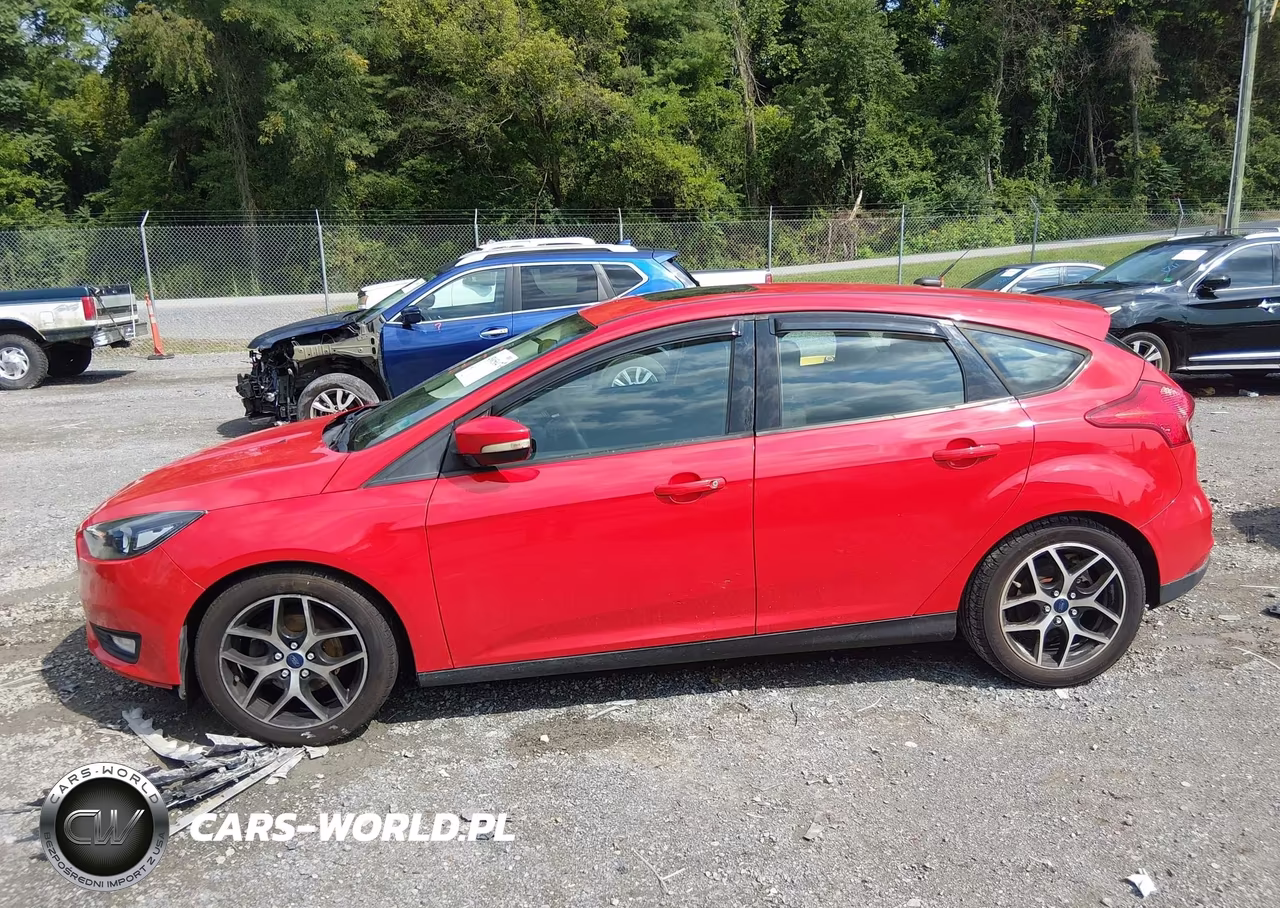 2017 Ford Focus Sel VIN:1FADP3M21HL295152 - 14