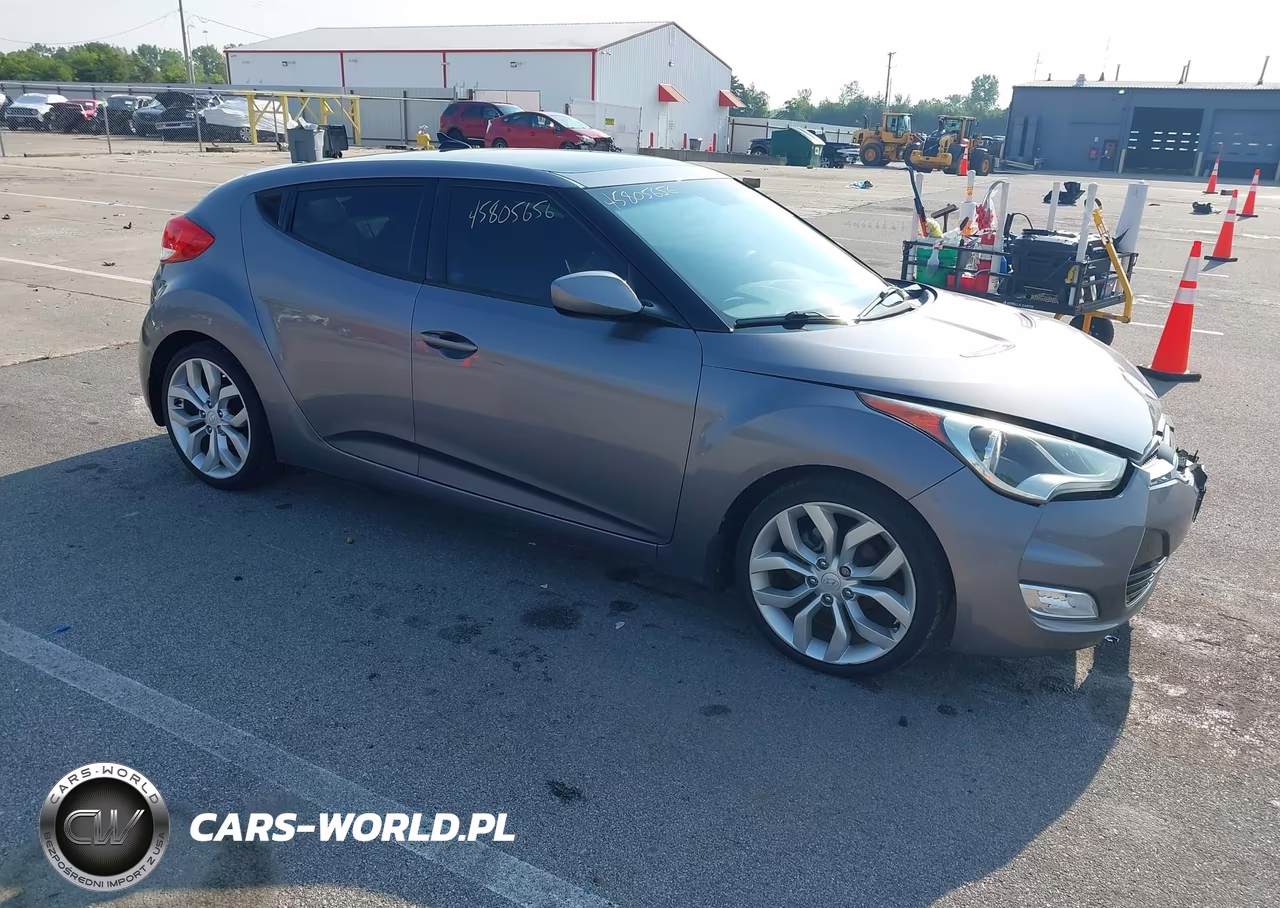 2012 Hyundai Veloster Base W-Black