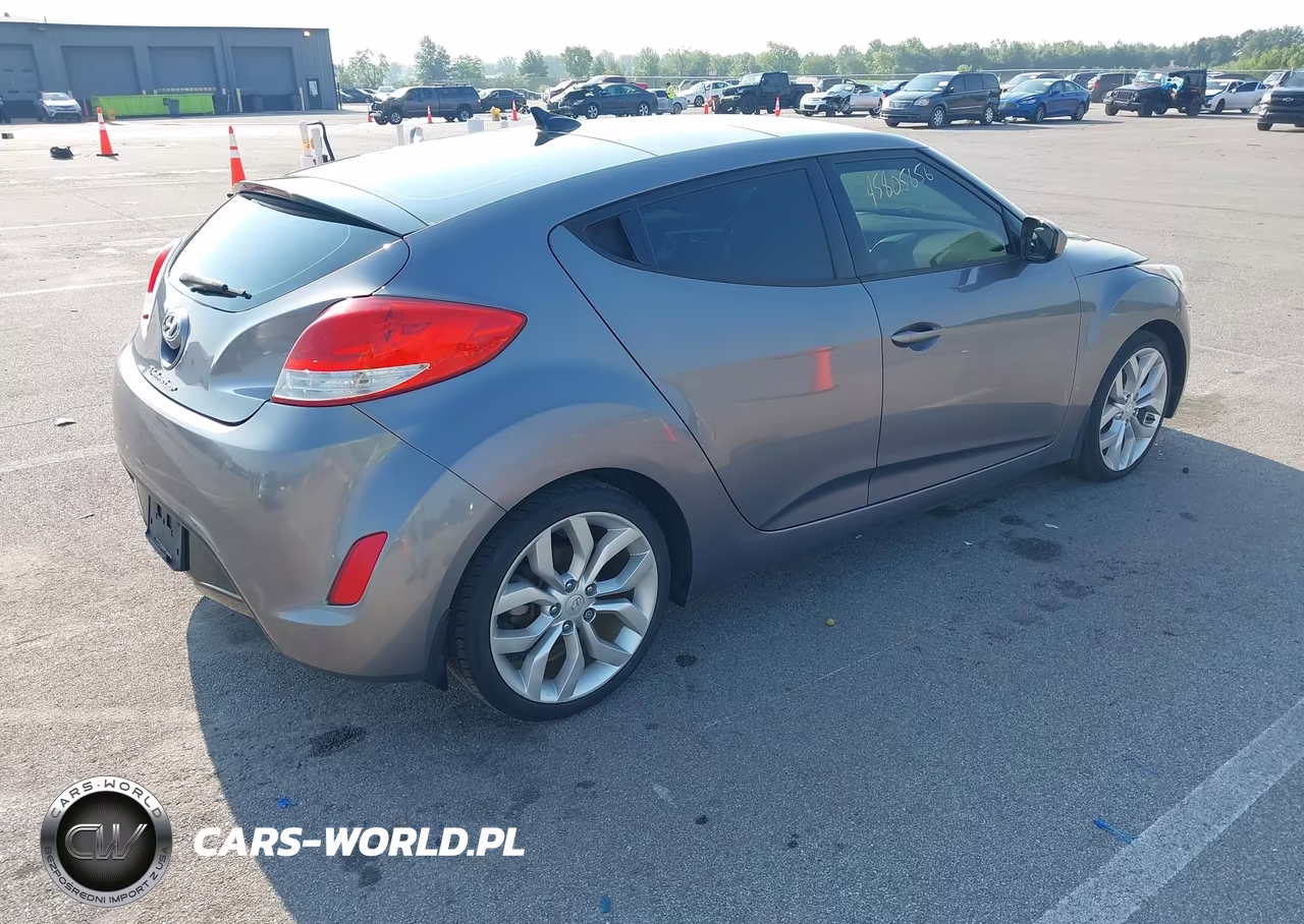 2012 Hyundai Veloster Base W-Black VIN:KMHTC6AD1CU077218 - 4
