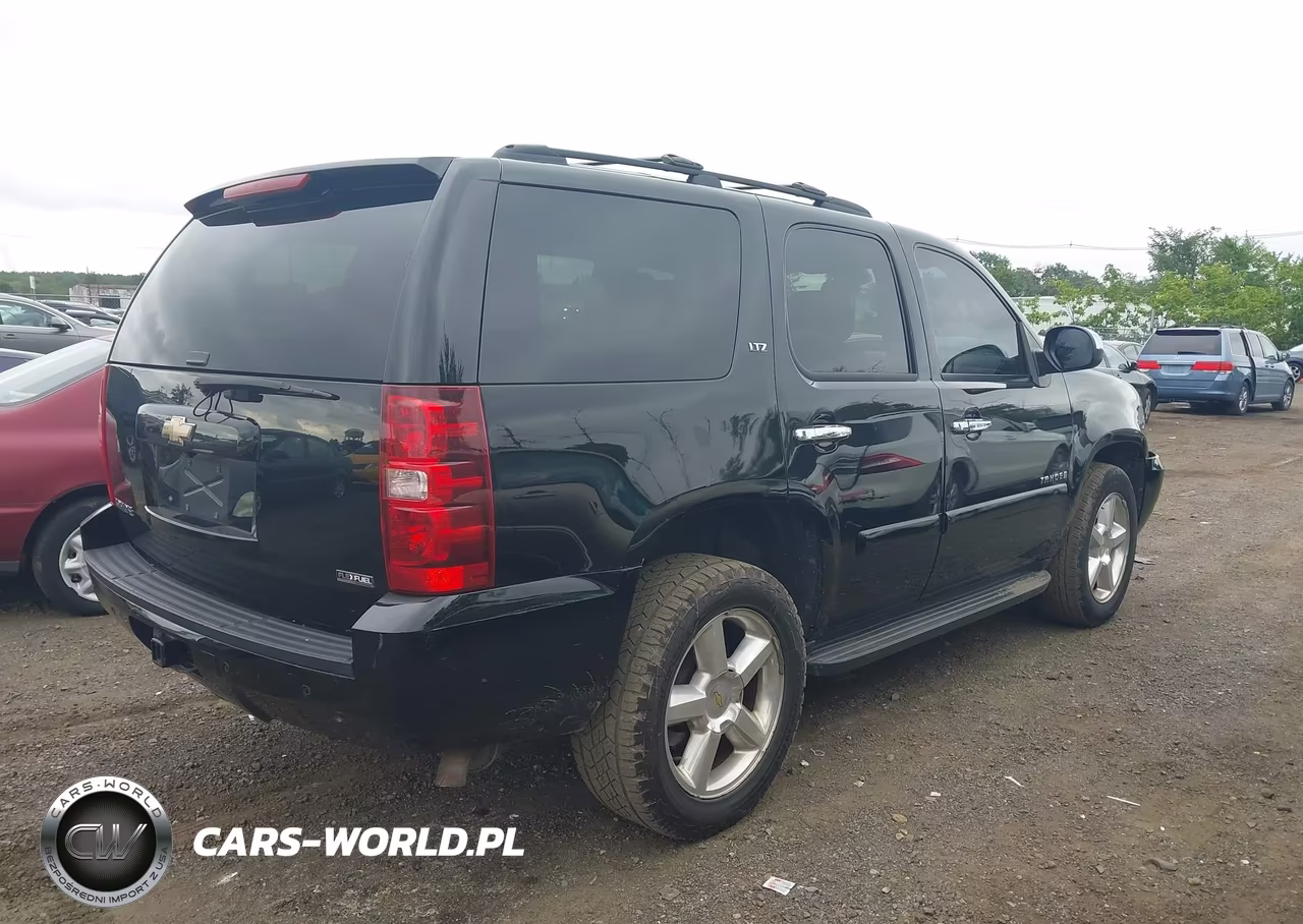 2008 Chevrolet Tahoe Ltz VIN:1GNFK13028J139890 - 4