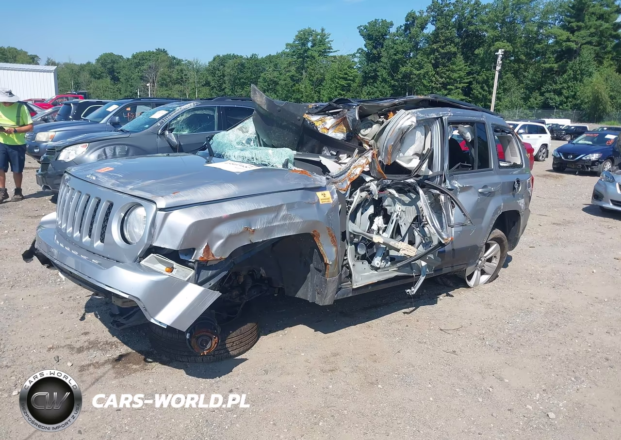 2016 Jeep Patriot Latitude VIN:1C4NJRFB9GD655129 - 2
