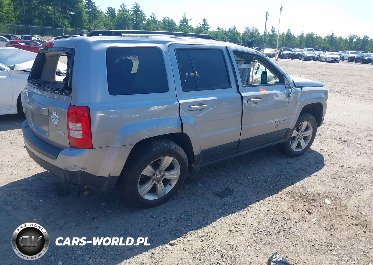 2016 Jeep Patriot Latitude VIN:1C4NJRFB9GD655129 - 4