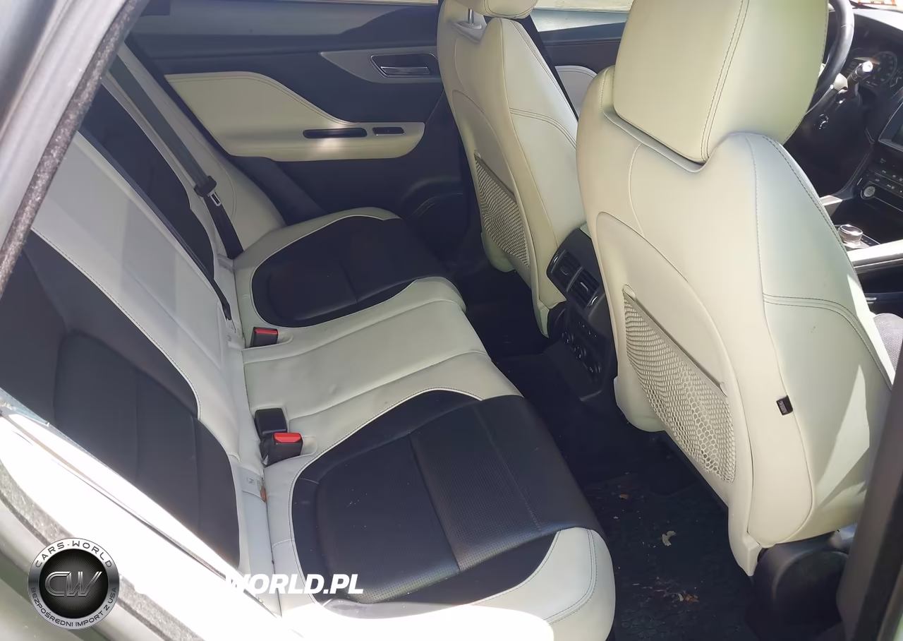 2018 Jaguar F-Pace S VIN:SADCM2FV6JA261035 - 8