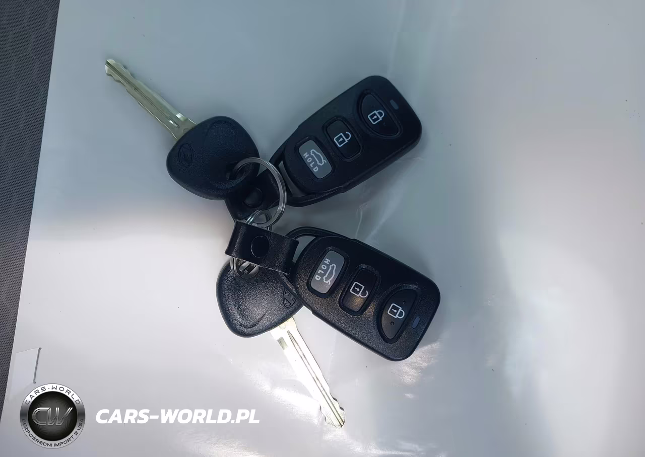 2020 Hyundai Elantra Sel VIN:5NPD84LF2LH601063 - 11