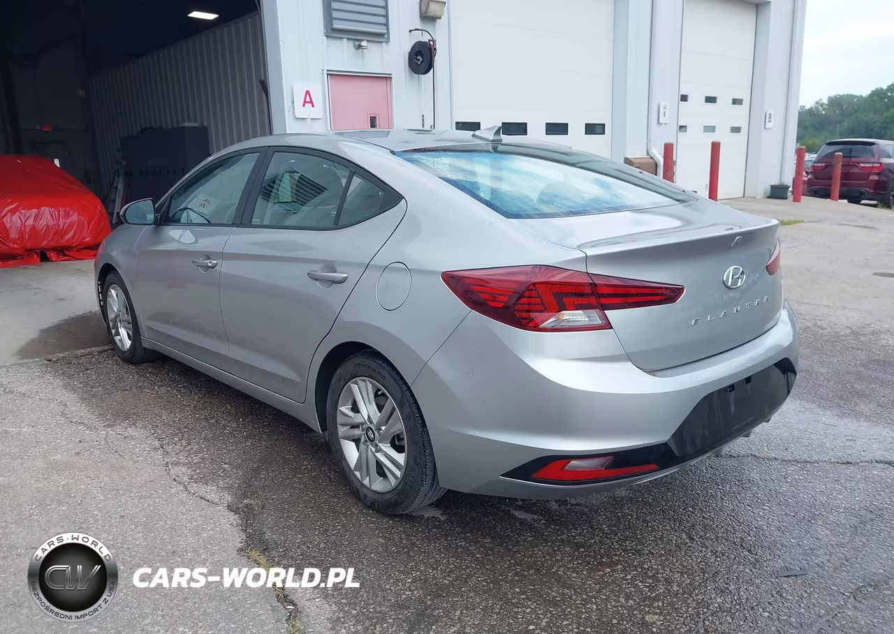 2020 Hyundai Elantra Sel VIN:5NPD84LF2LH601063 - 3
