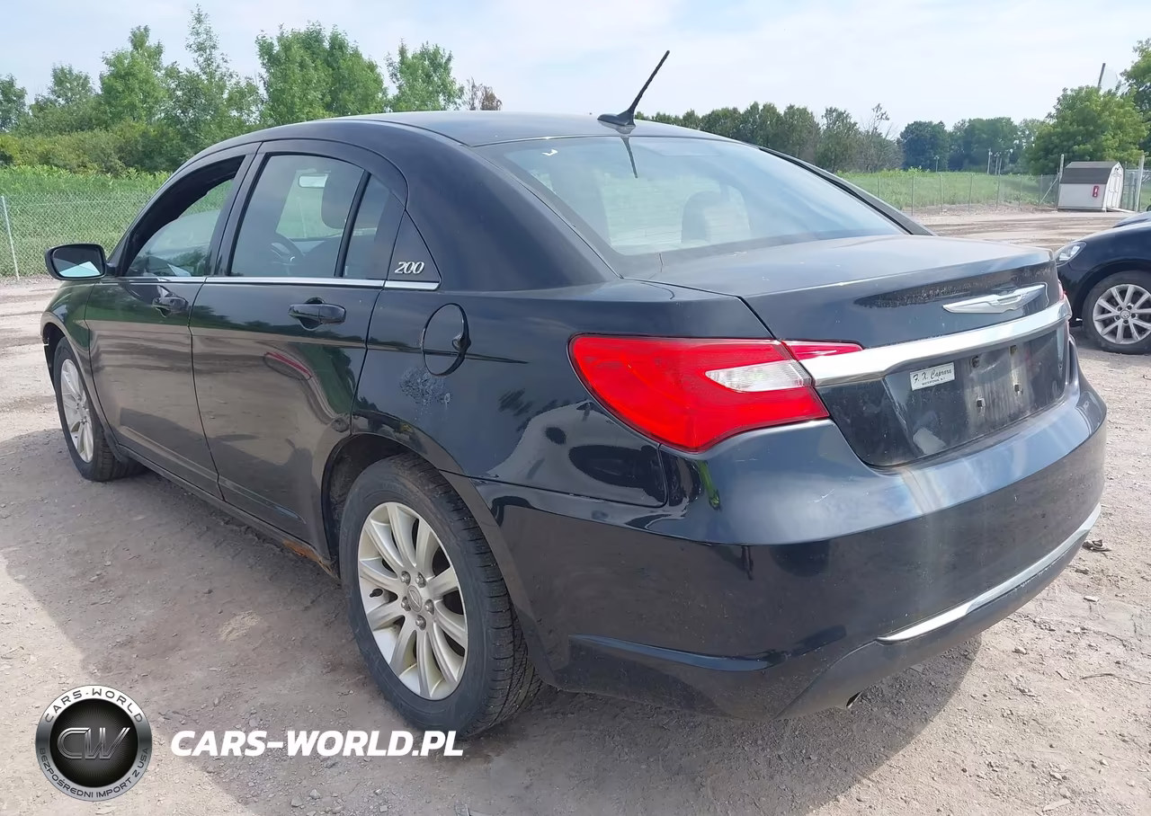 2012 Chrysler 200 Touring VIN:1C3CCBBGXCN106235 - 3