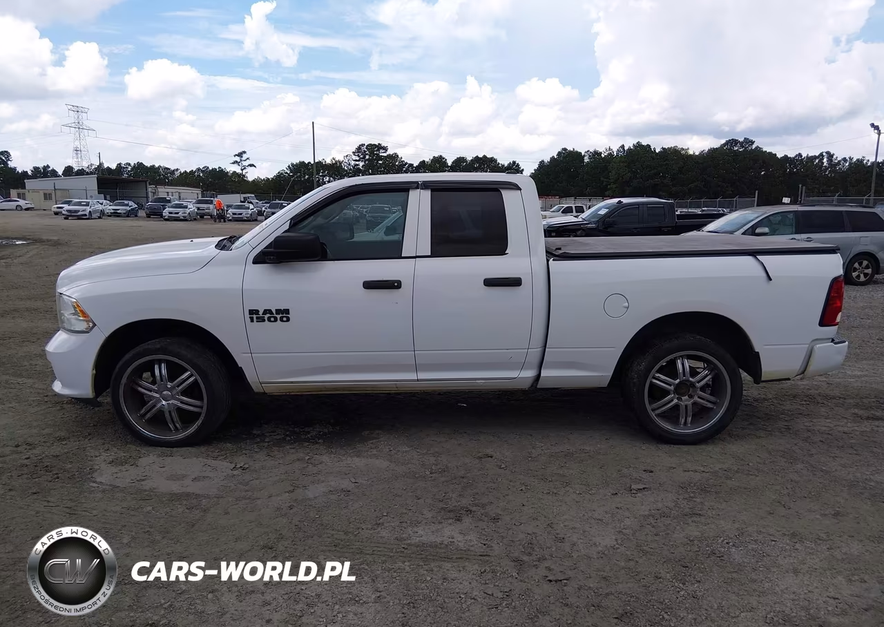 2015 Ram 1500 Express VIN:1C6RR7FG7FS748663 - 13