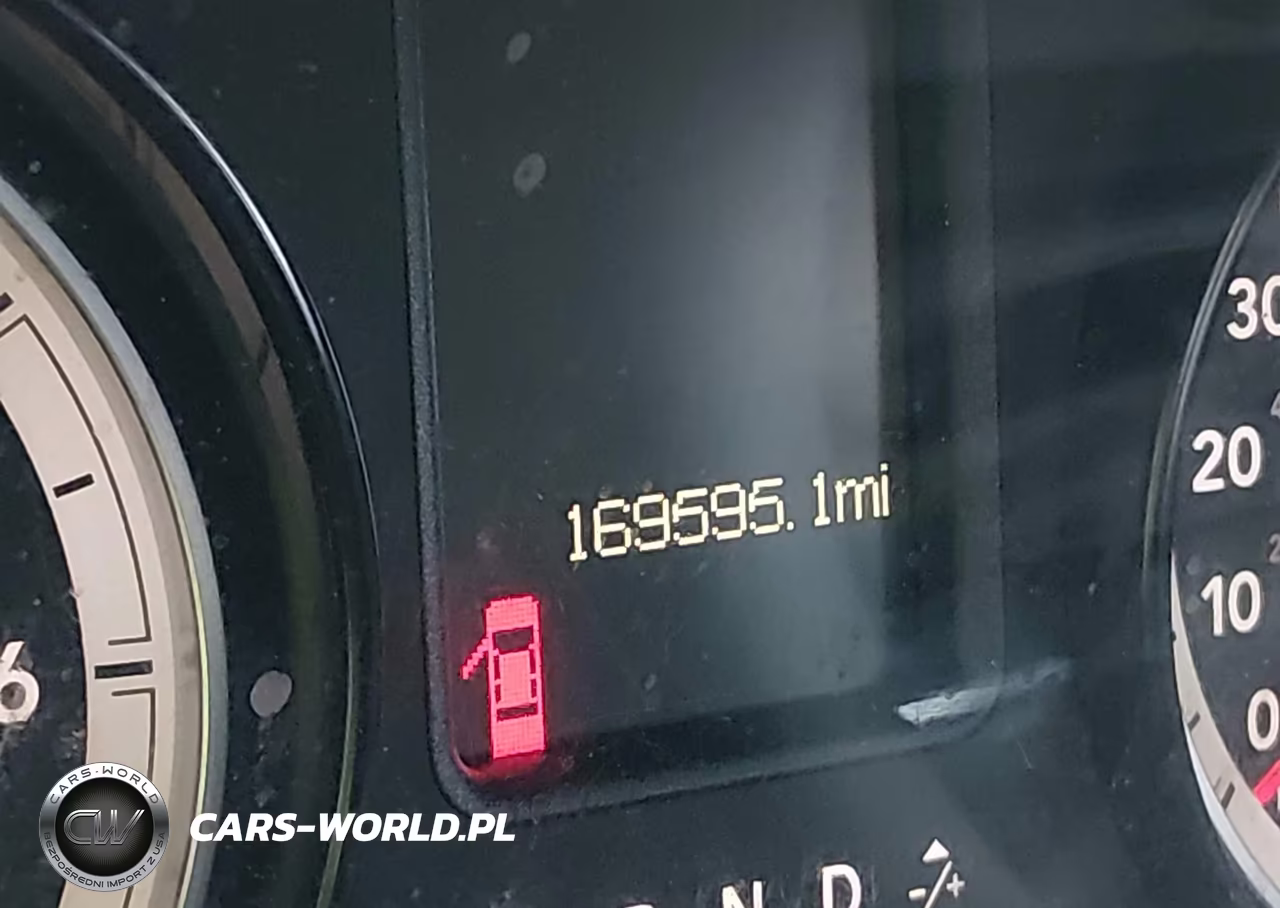 2015 Ram 1500 Express VIN:1C6RR7FG7FS748663 - 14
