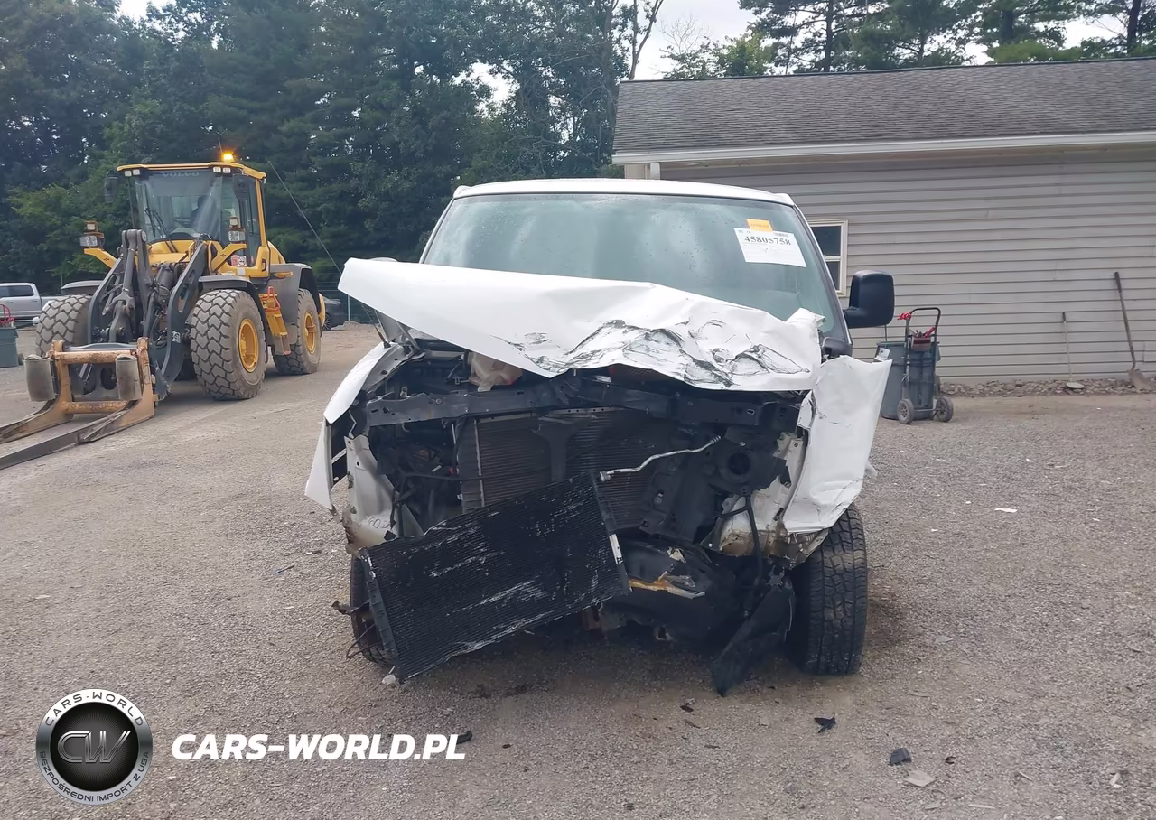 2009 Chevrolet Express Work Van VIN:1GCFG15X991149497 - 13