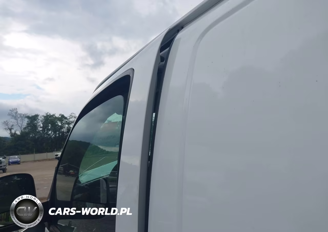 2009 Chevrolet Express Work Van VIN:1GCFG15X991149497 - 18