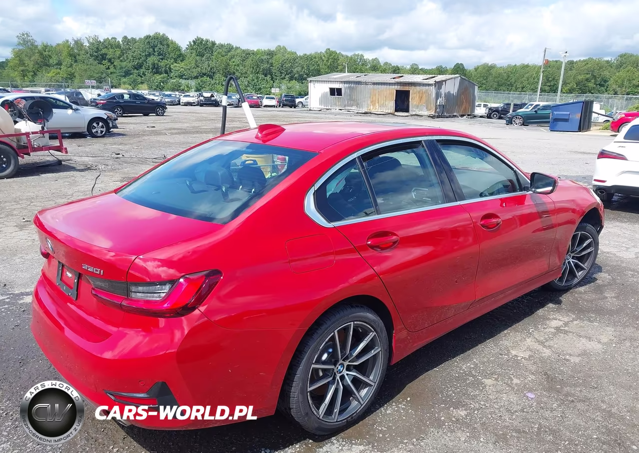 2022 BMW 330Xi VIN:3MW5R7J00N8C65708 - 4
