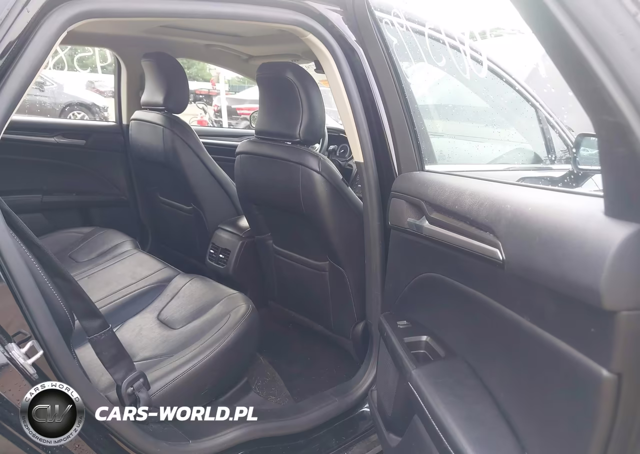 2019 Ford Fusion Hybrid Titanium VIN:3FA6P0RU3KR235609 - 8