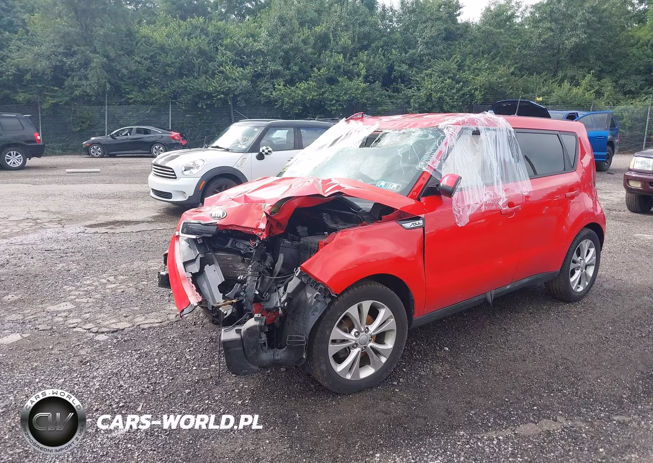 2015 Kia Soul + VIN:KNDJP3A58F7814716 - 2