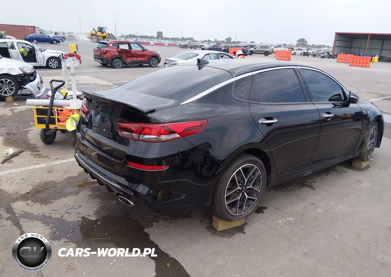 2020 Kia Optima Se VIN:5XXGT4L3XLG438580 - 4