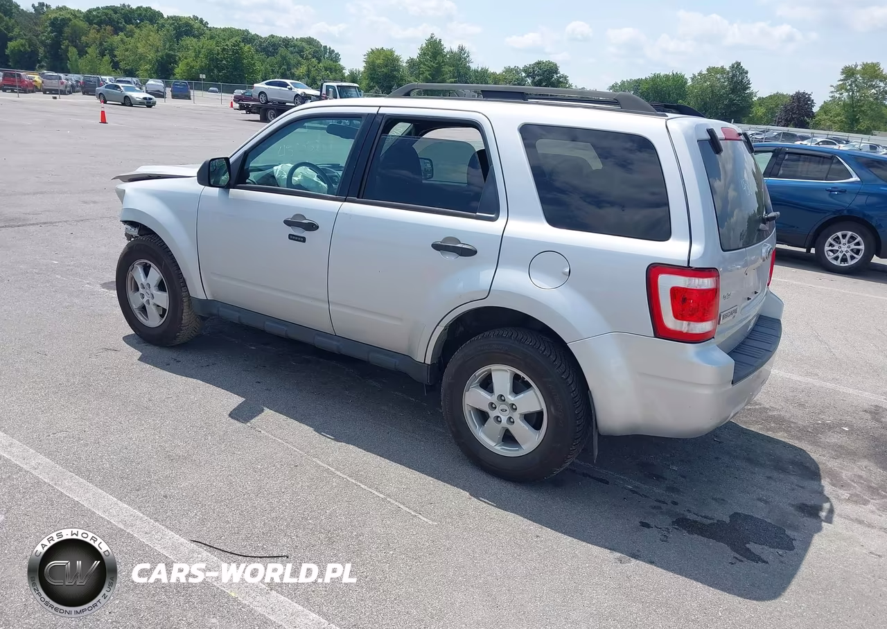 2011 Ford Escape Xlt VIN:1FMCU9DG7BKC61111 - 3