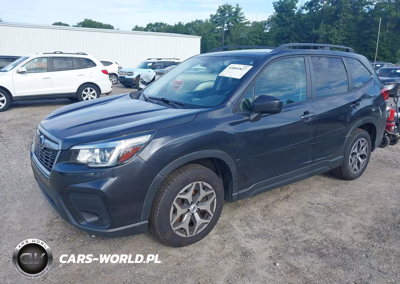 2019 Subaru Forester Premium VIN:JF2SKAGC2KH477981 - 2