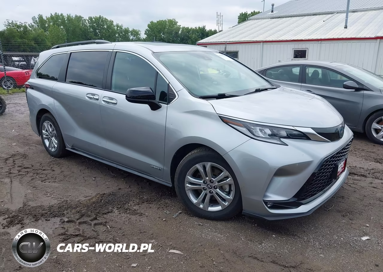 2021 Toyota Sienna Xse