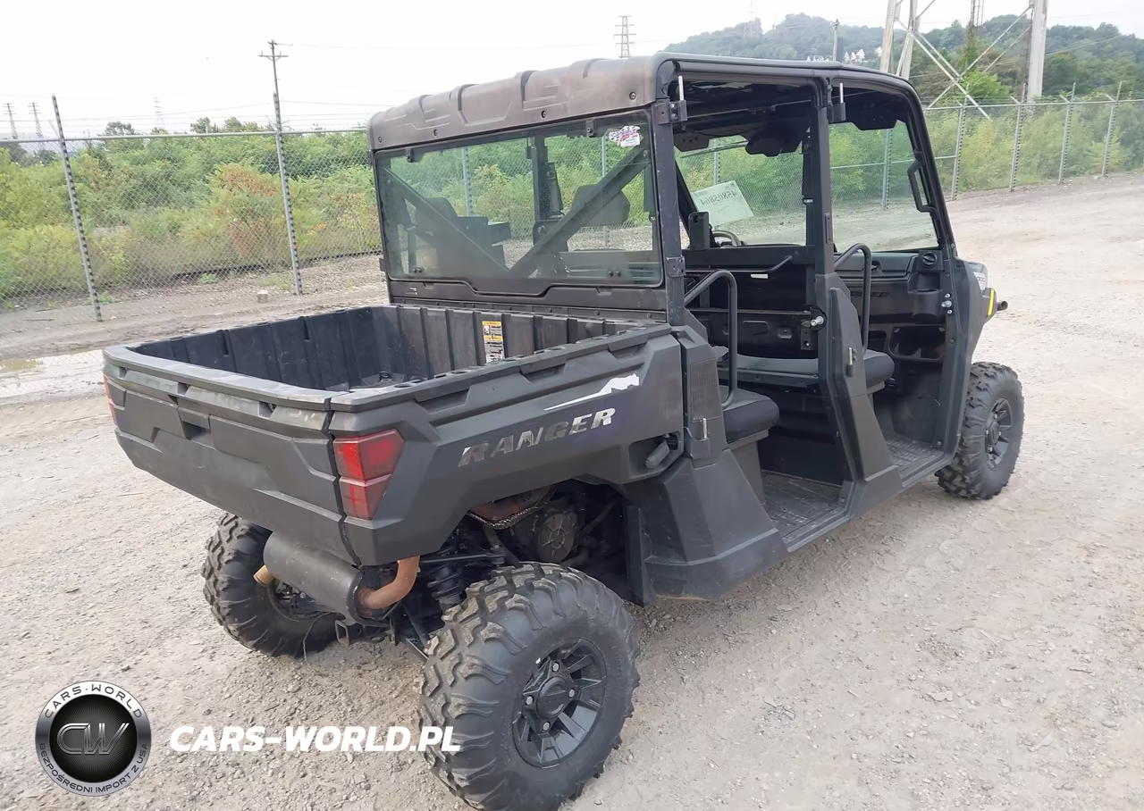 2023 Polaris Ranger Crew 1000 Premium VIN:4XAT6E992P8022594 - 4
