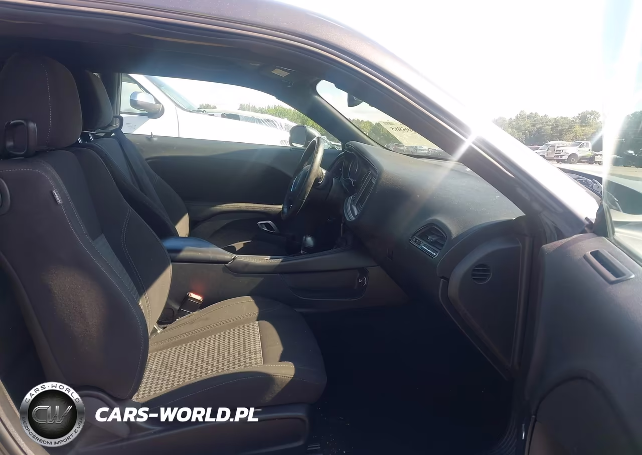 2023 Dodge Challenger Sxt VIN:2C3CDZAGXPH601976 - 5