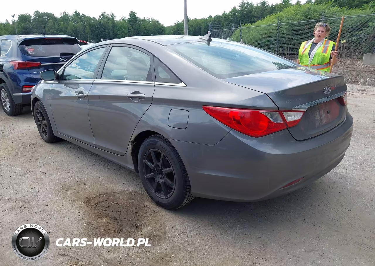 2011 Hyundai Sonata Gls VIN:5NPEB4AC4BH274761 - 3